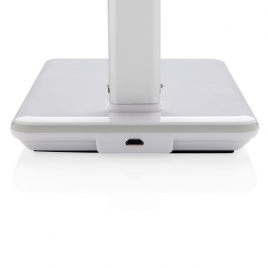Logotrade Geschäftsgeschenke das Foto: 5W Wireless Charging Schreibtischlampe