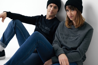 Logotrade Werbeartikel das Foto: Iqoniq Zion Rundhals-Sweater aus recycelter Baumwolle