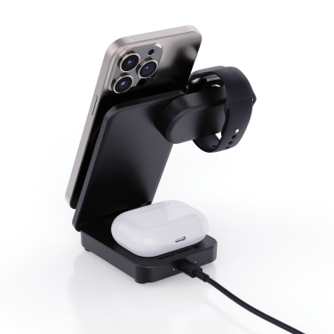 Logotrade Firmengeschenke das Foto: Urban Vitamin Arcadia 15W 3in1 Magnet-Charger aus RCS rABS