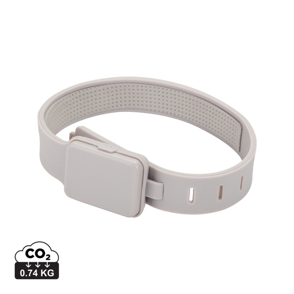 Logotrade werbemittel das Foto: Lumi Sprint wiederaufladbares LED Lauflicht aus RCS rec. ABS