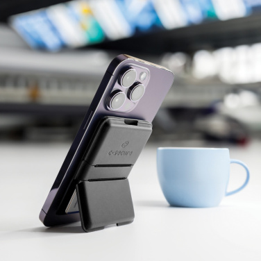 Logotrade werbemittel das Foto: C-Secure MagSafe Phone-Wallet