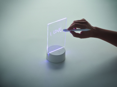 Logotrade werbemittel das Foto: Memoboard mit LED-Beleuchtung