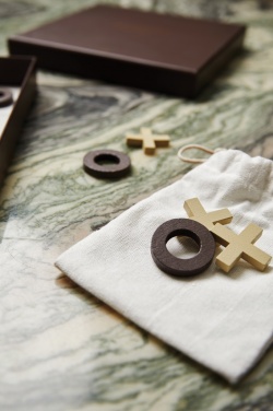 Logotrade promotional giveaways photo of: VINGA Criss-cross coffee table game