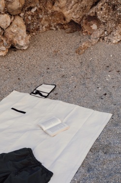 Logo trade promotional merchandise image of: VINGA Volonne AWARE™ recycled canvas picnic blanket
