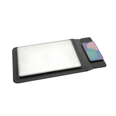 Logotrade corporate gift picture of: Swiss Peak 15W magnetic charging laptop sleeve 14-15,6"