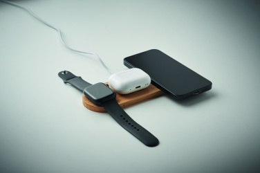 Logotrade business gift image of: 3 in 1 15W wireless charger
