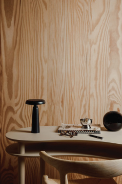 Logotrade promotional product picture of: VINGA Avery RCS table lamp