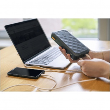 Logotrade ärikingituse foto: Xtorm FS5451 kütuseseeria 45 000 mAh 67 W akupank