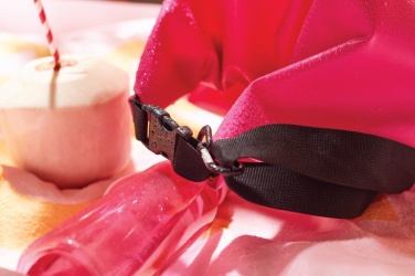 Logotrade meened pilt: VINGA Lean tritaanist veepudel