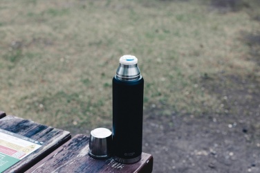 Logotrade reklaamkingituse foto: Swiss Peak Elite 1L vasest termos