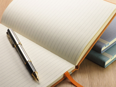 Logo trade firmakingitused foto: Märkmik värviline 1248102