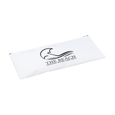 Logo trade reklaamkingituse pilt: MultiPouch pinal kirjutusvahenditele