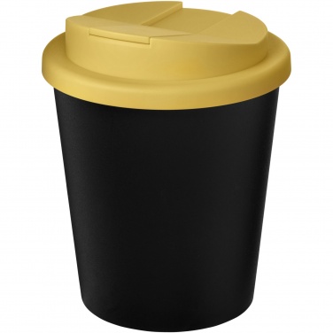 Logotrade mainoslahjat ja liikelahjat tuotekuva: Americano® Espresso Eco 250 ml kahvimuki kierrätetystä materiaalista. Läikkymätön kansi.