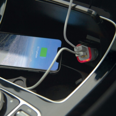Logotrade mainoslahjat kuva: USB-lataussovitin KFZ FRUIT