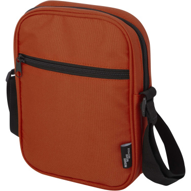 Logotrade mainostuote tuotekuva: Byron GRS-kierrätetystä materiaalista valmistettu crossbody-laukku 2 l