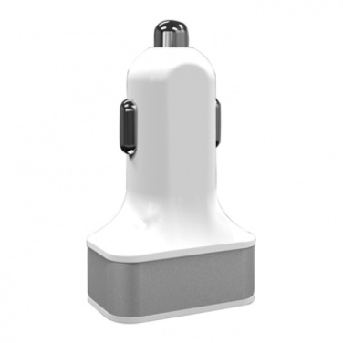 Logotrade verslo dovanos nuotrauka: Automobilinis įkroviklis su 3 USB prievadais