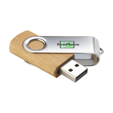 Logotrade dāvanas foto: USB Twist Bamboo no noliktavā 32 GB