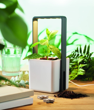 Лого трейд pекламные продукты фото: Indoor garden with LED light