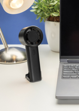 Лого трейд pекламные подарки фото: Перезаряжаемый портативный вентилятор Twist RCS из переработанного пластика