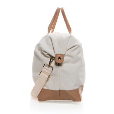 Logotrade profilprodukter bild: Impact AWARE™ stor weekendväska i 16 oz. återvunnen canvas