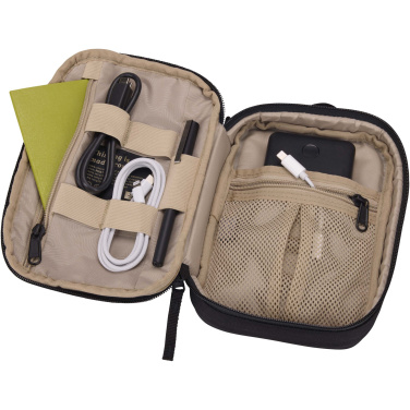 Logotrade kampanjprodukter bild: Case Logic Invigo accesoarväska av återvunnet material