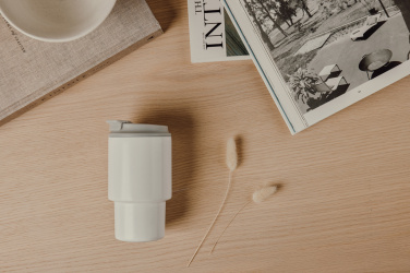 Logotrade reklamprodukter bild: VINGA Nagano RCS to-go-mug 350 ML