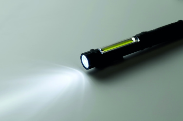 Logotrade reklamprodukter bild: Magnetisk LED-ficklampa
